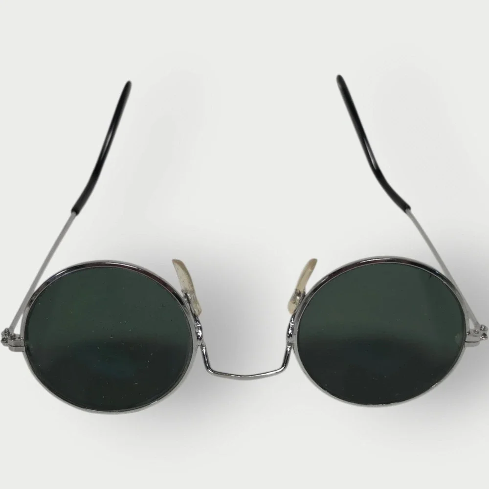 The Unbranded Brand product pair